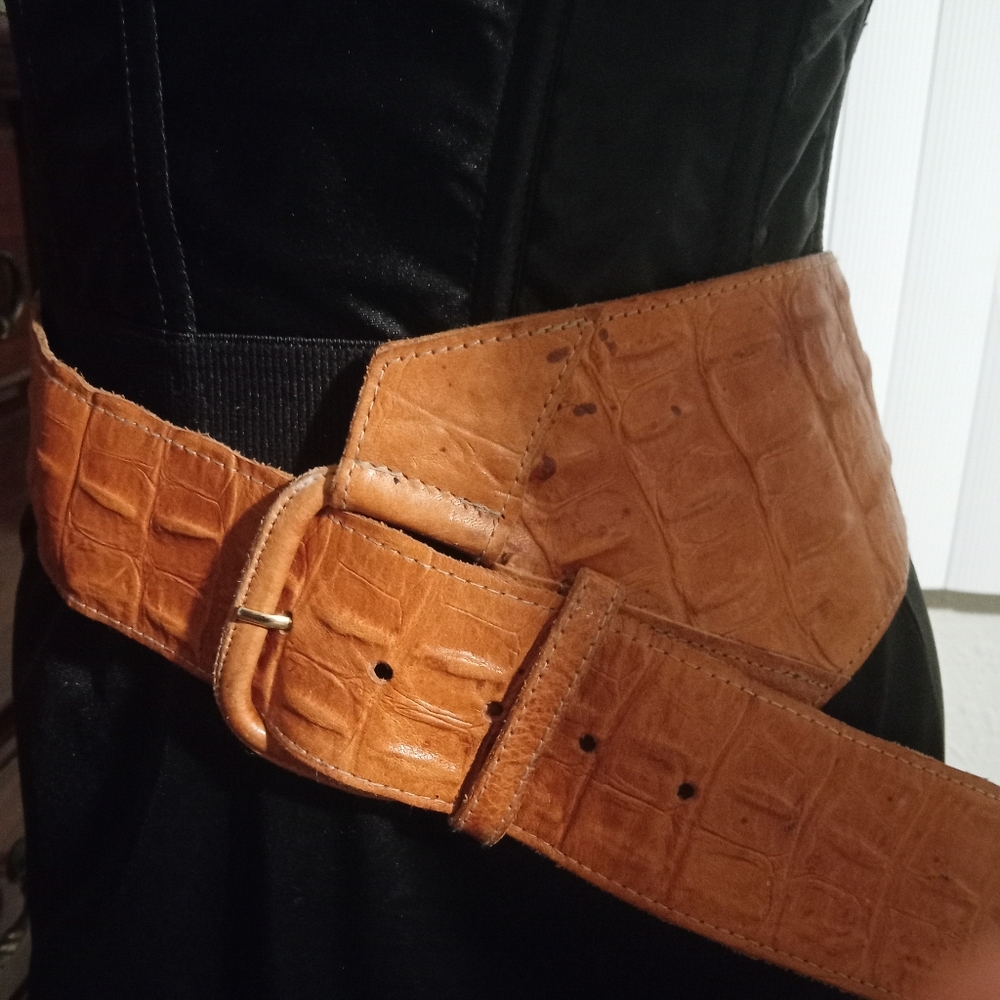 Vintage Fob Trading genuine leather belt